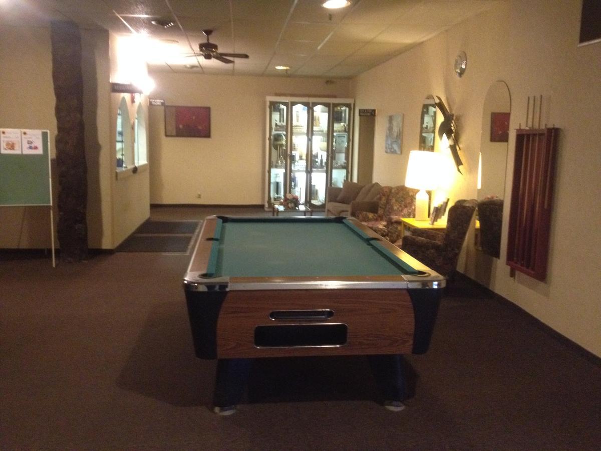 Classic Motor Inn Melville Extérieur photo