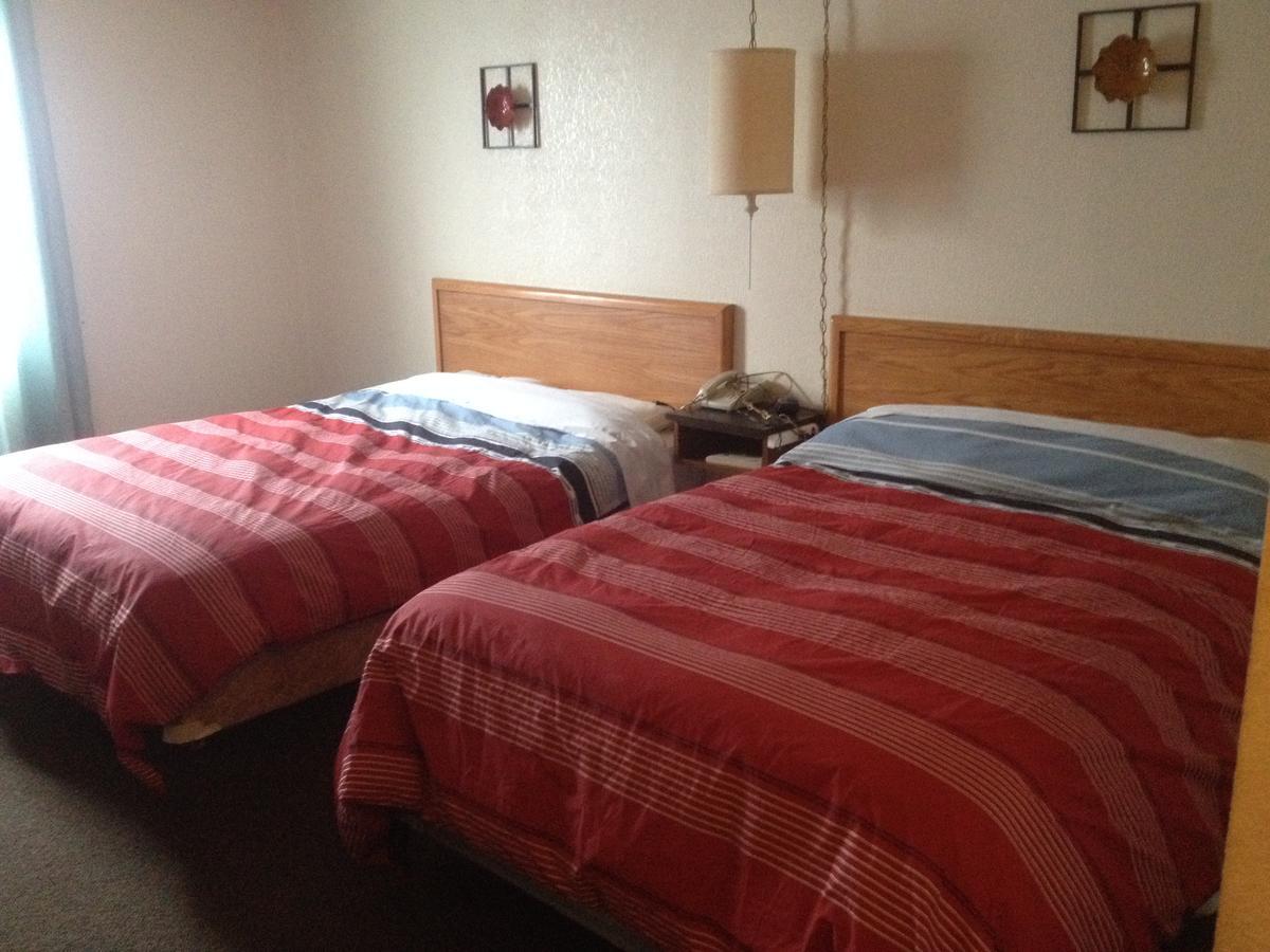 Classic Motor Inn Melville Extérieur photo