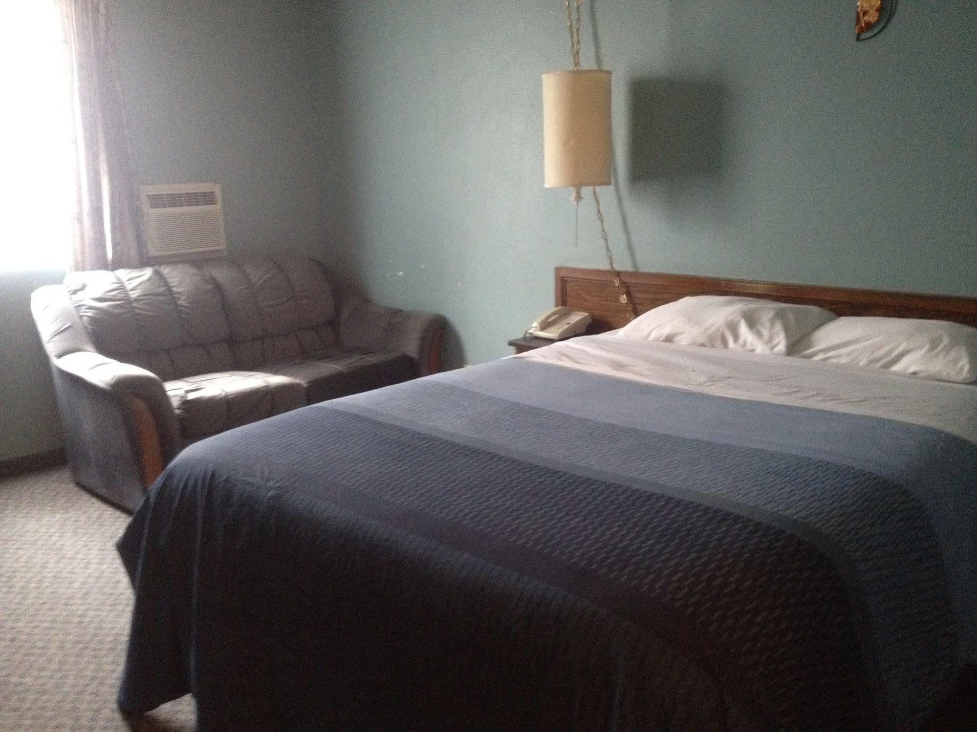 Classic Motor Inn Melville Extérieur photo