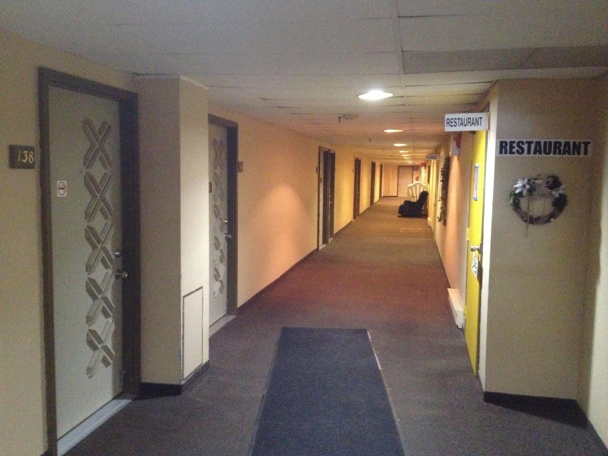 Classic Motor Inn Melville Extérieur photo